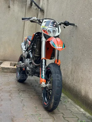 Honda CBR 2004 Orange