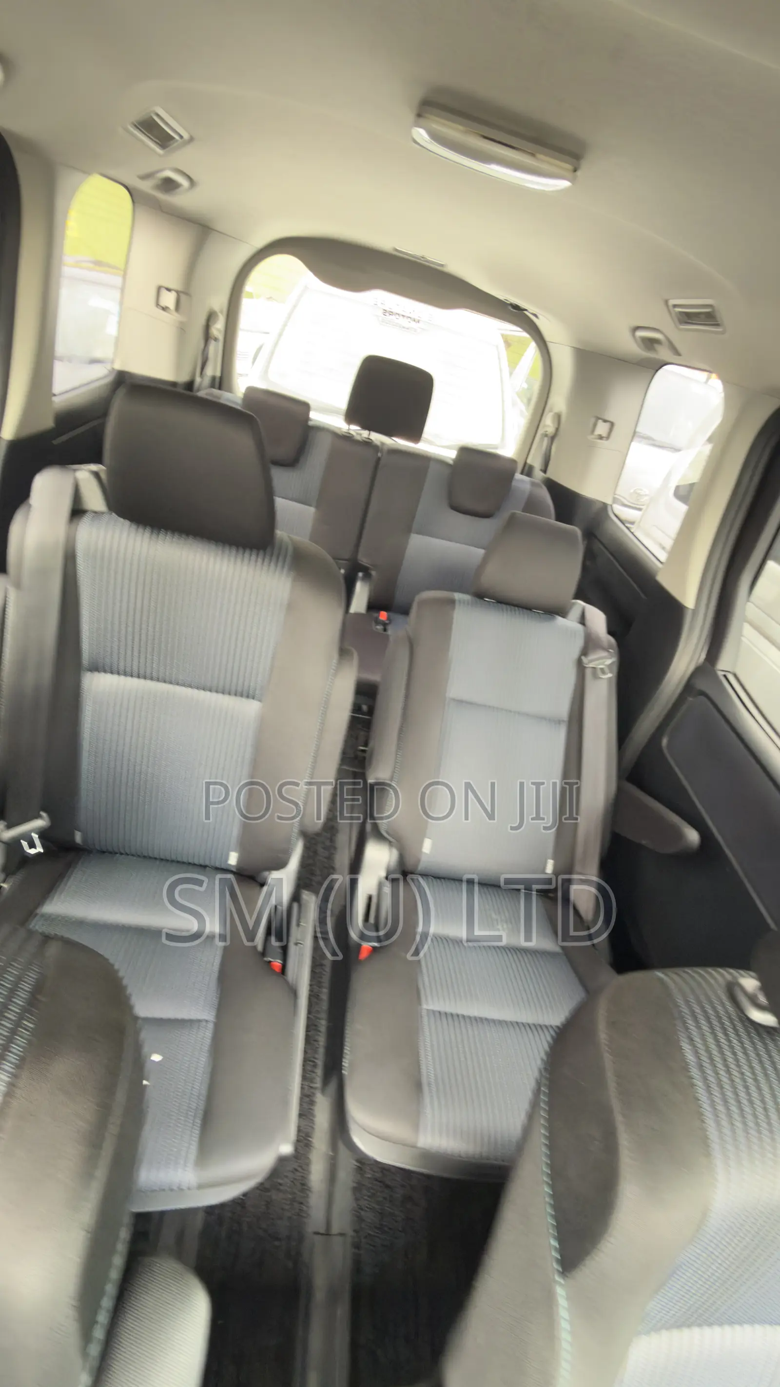 Toyota Noah 2014 Purple