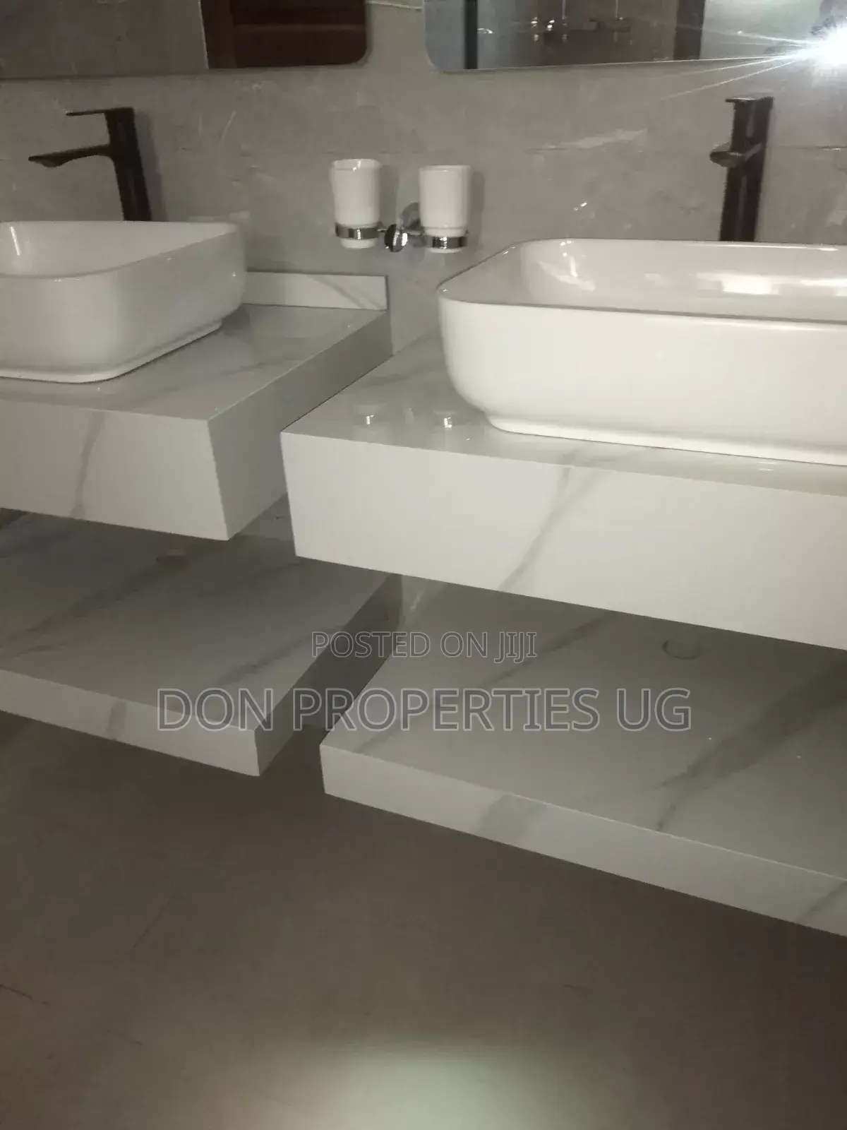 3bdrm Block of Flats in Kansanga, Central Division for rent