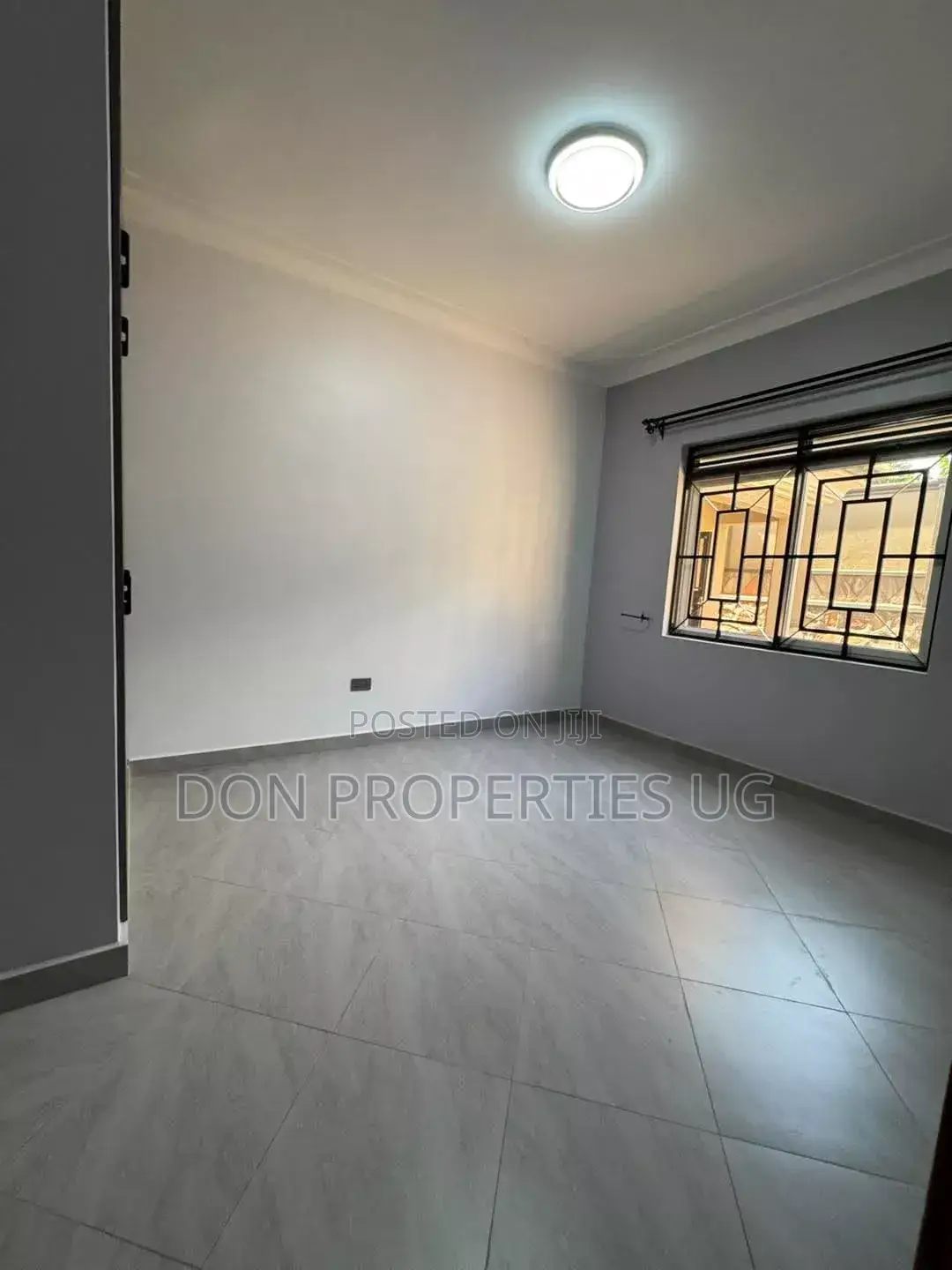 3bdrm Block of Flats in Muyenga Estate, Central Division for rent