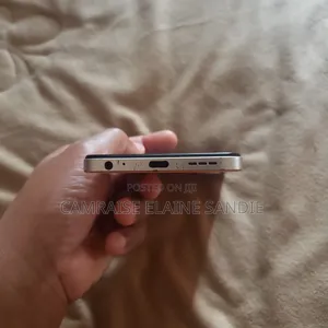 Infinix Hot 30i 128 GB Yellow