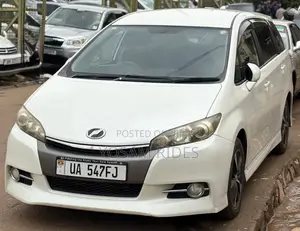 Toyota Wish 2012 White