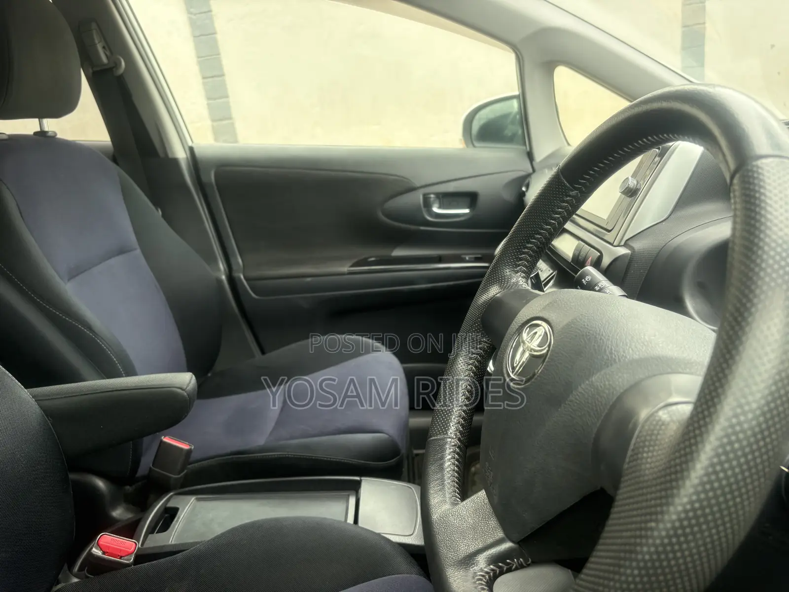 Toyota Wish 2012 White