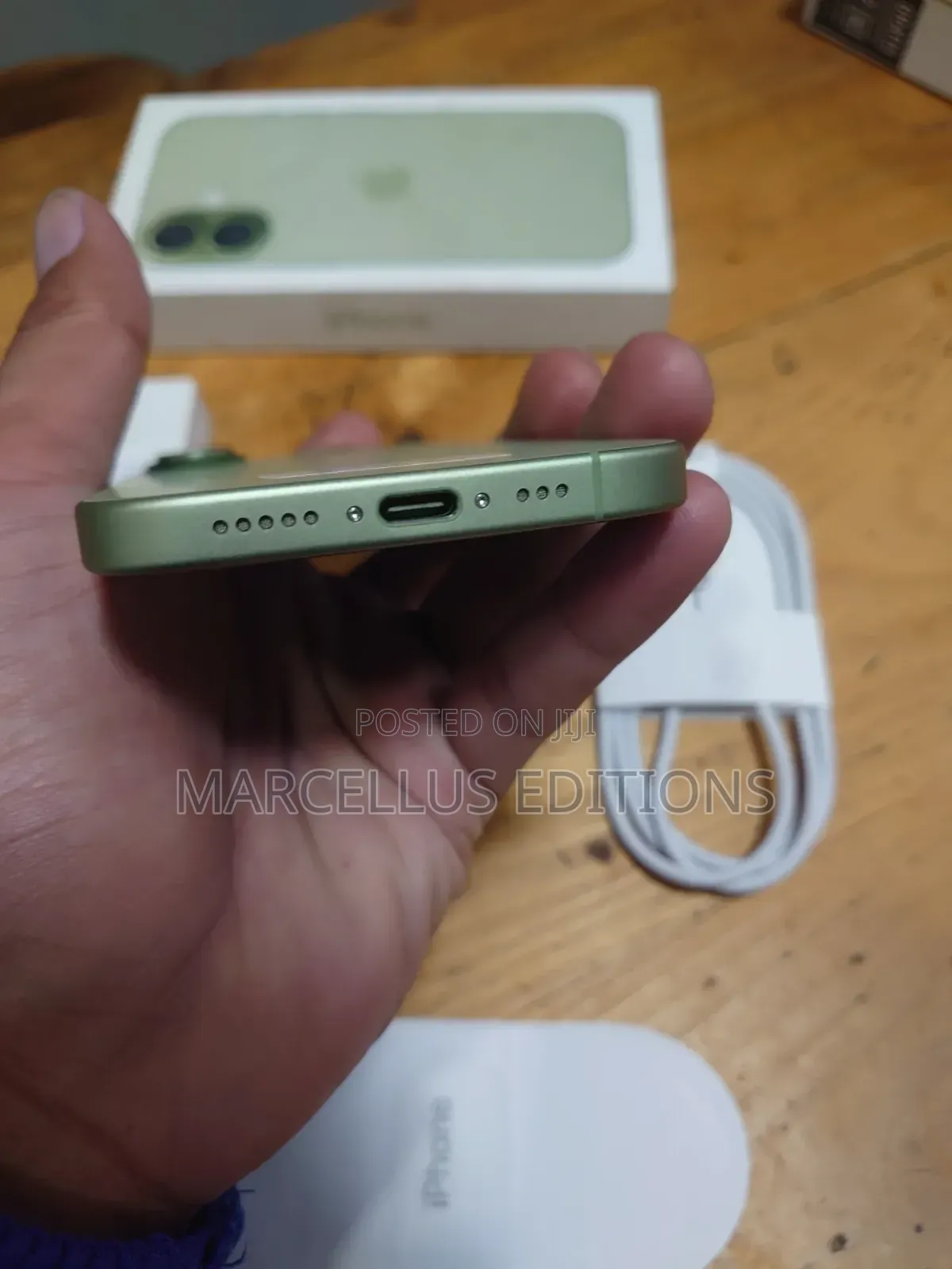 New Apple iPhone 17 256 GB Green