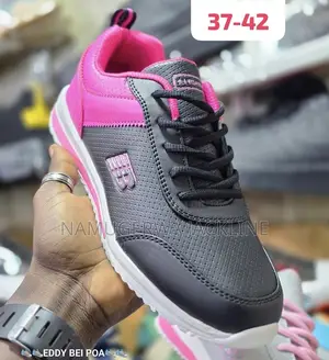 Lady’s Fashion Sneakers