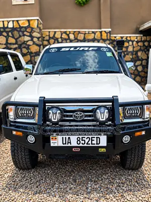 Toyota Hilux 1996 White