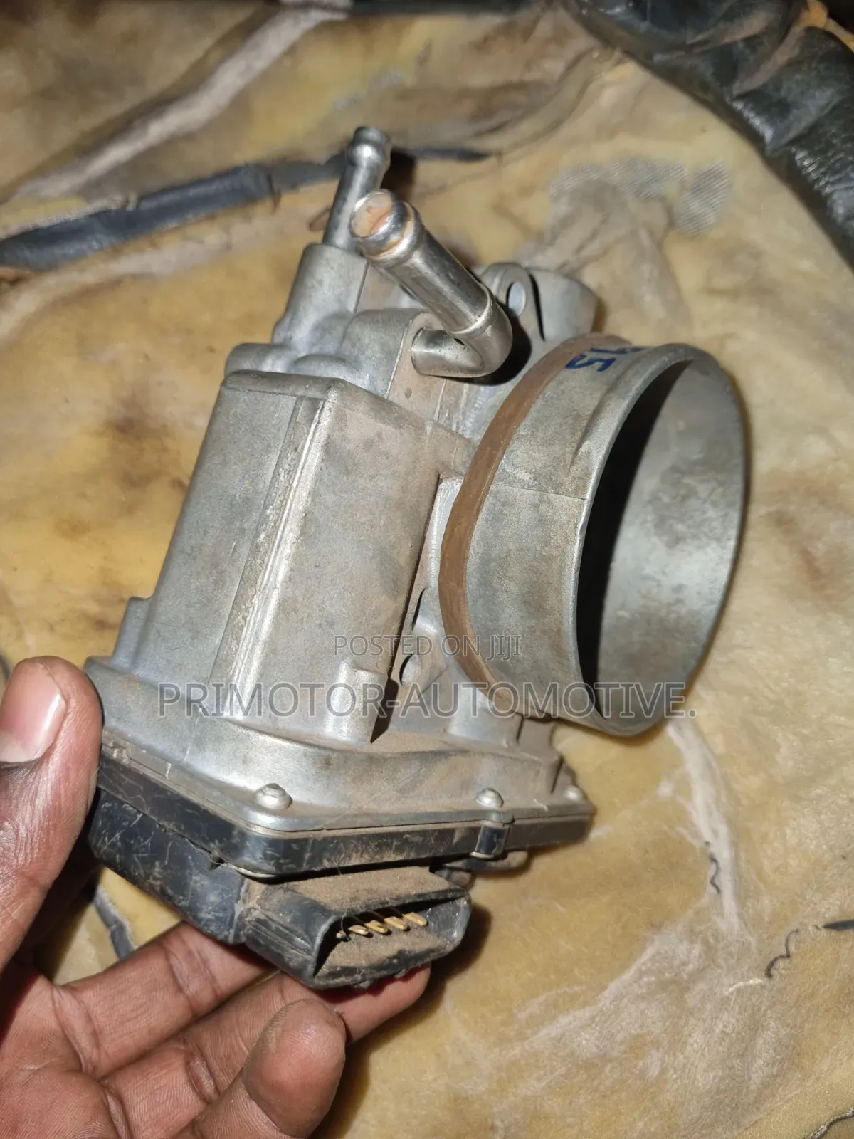 Engines With Throttle Body