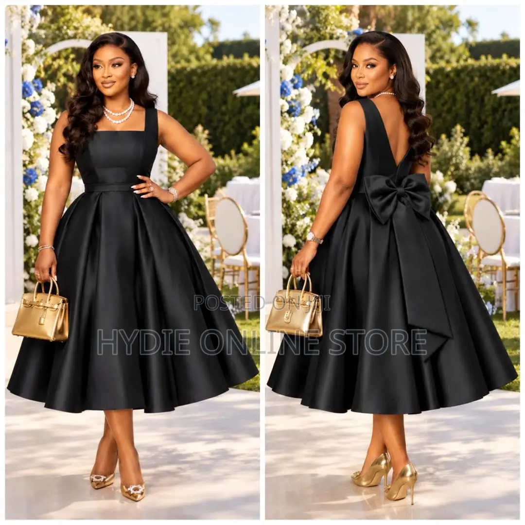 Florie Button Round Dress
