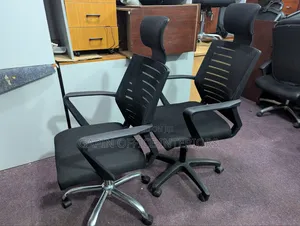 Office Furniture// Office Chairs With an Headrest, Price Per Piece