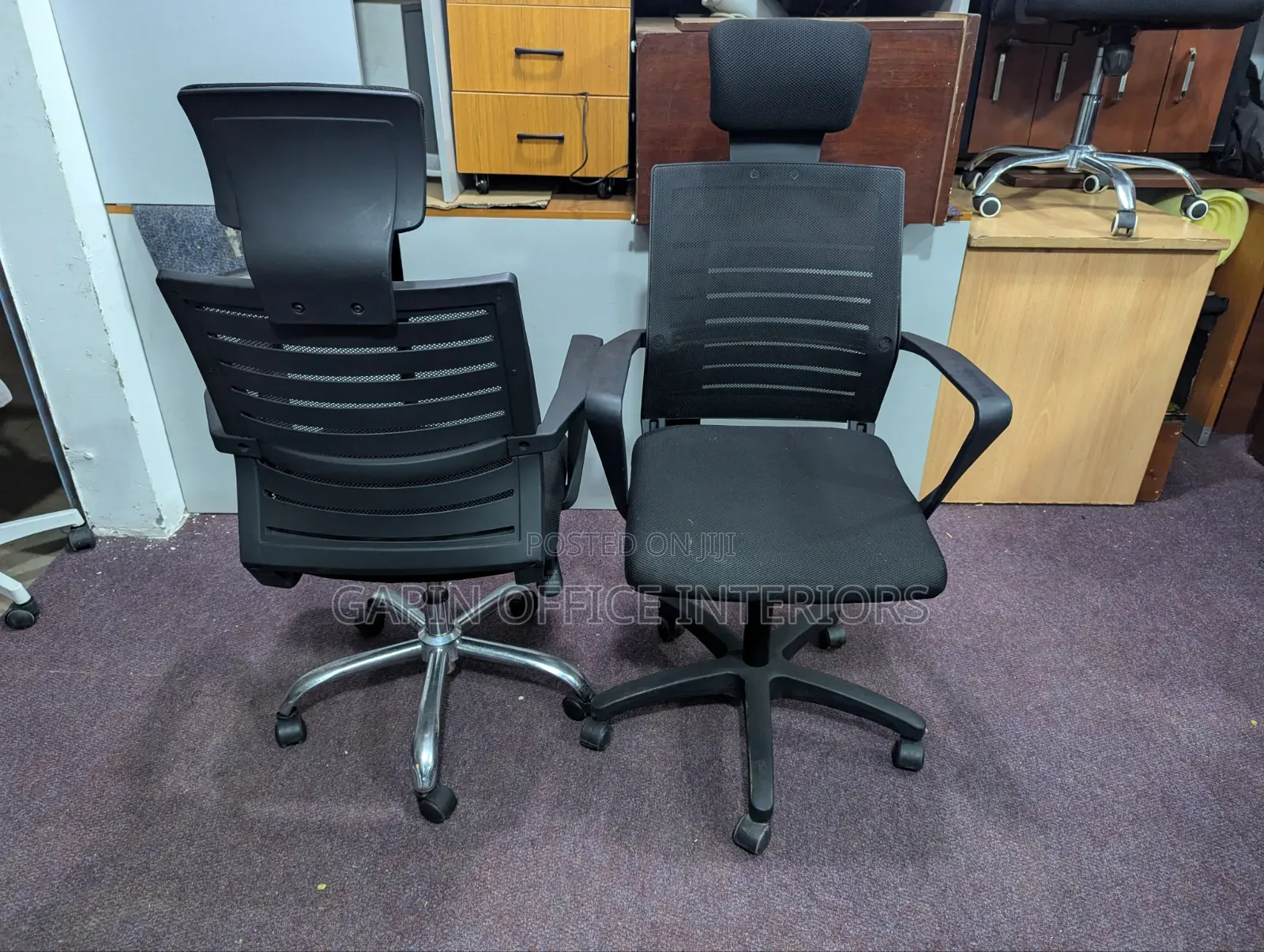 Office Furniture// Office Chairs With an Headrest, Price Per Piece