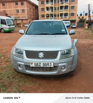 Suzuki Escudo 2008 Silver