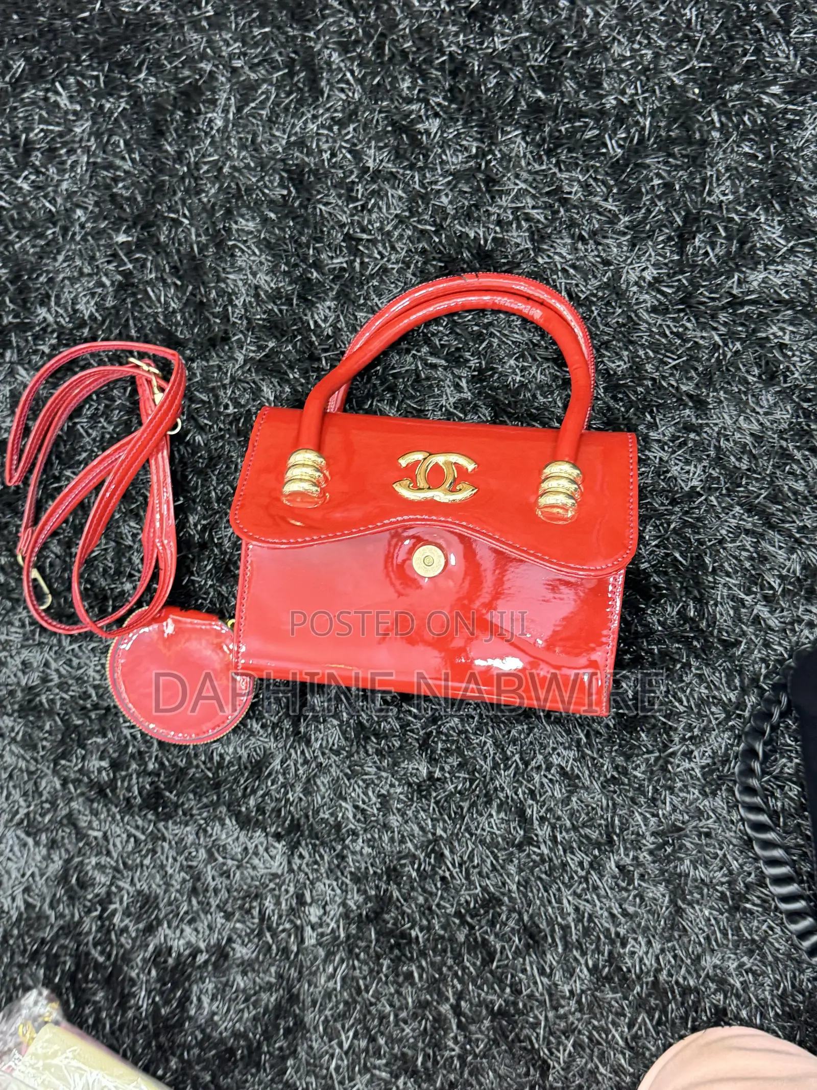 D Y Signature Bags