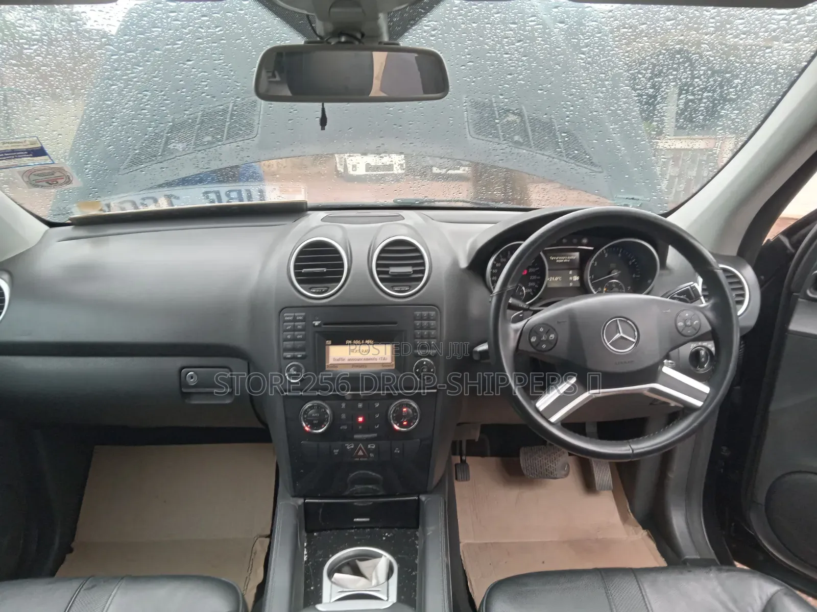 Mercedes-Benz 350D 2015 Black