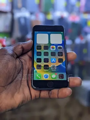 Apple iPhone 8 64 GB Black