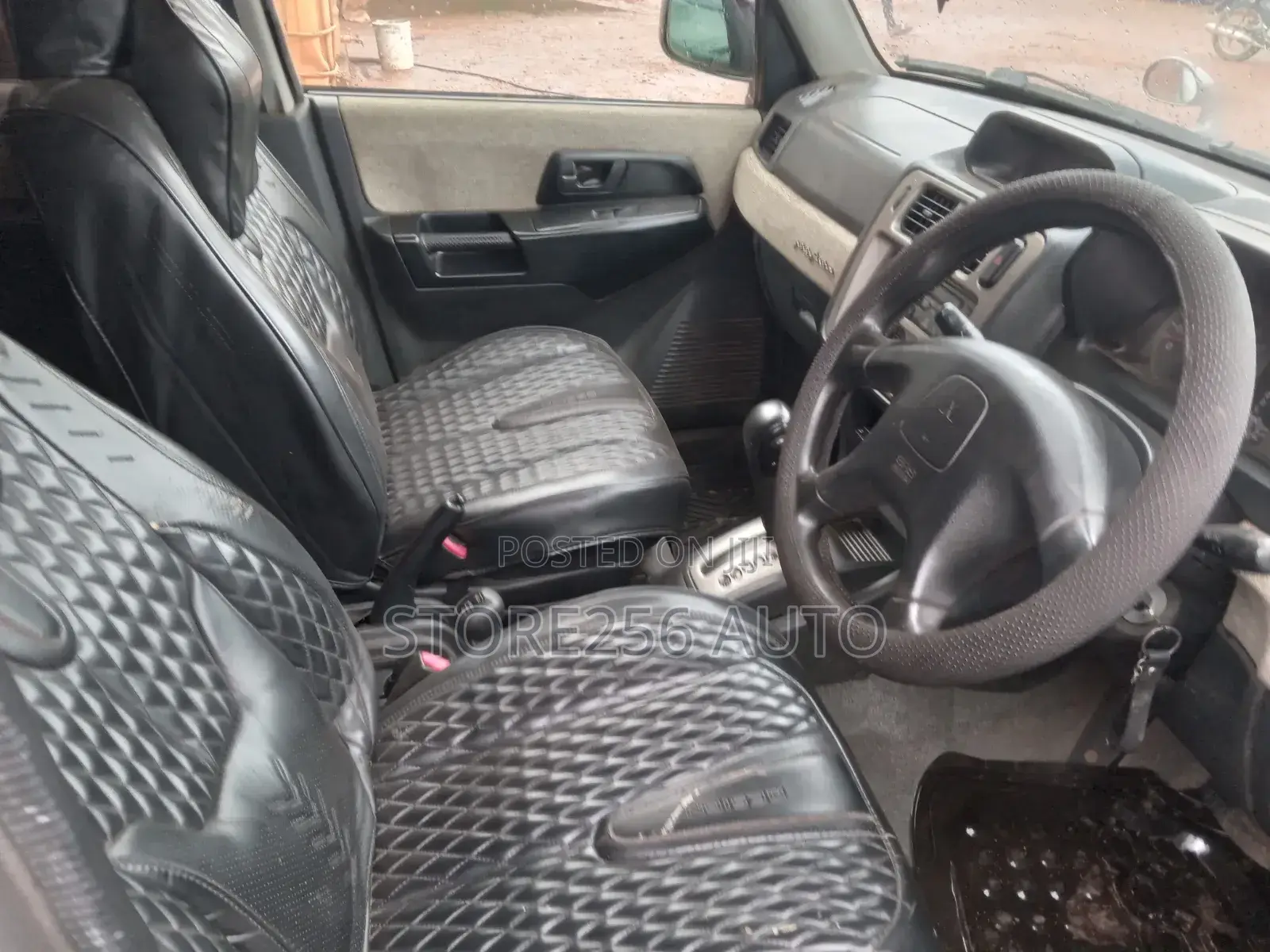 Mitsubishi Pajero IO 1998 Silver