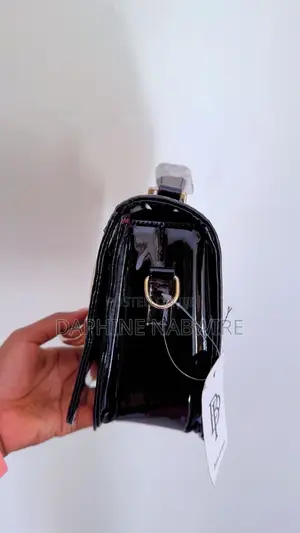 D and Y Signature Bags