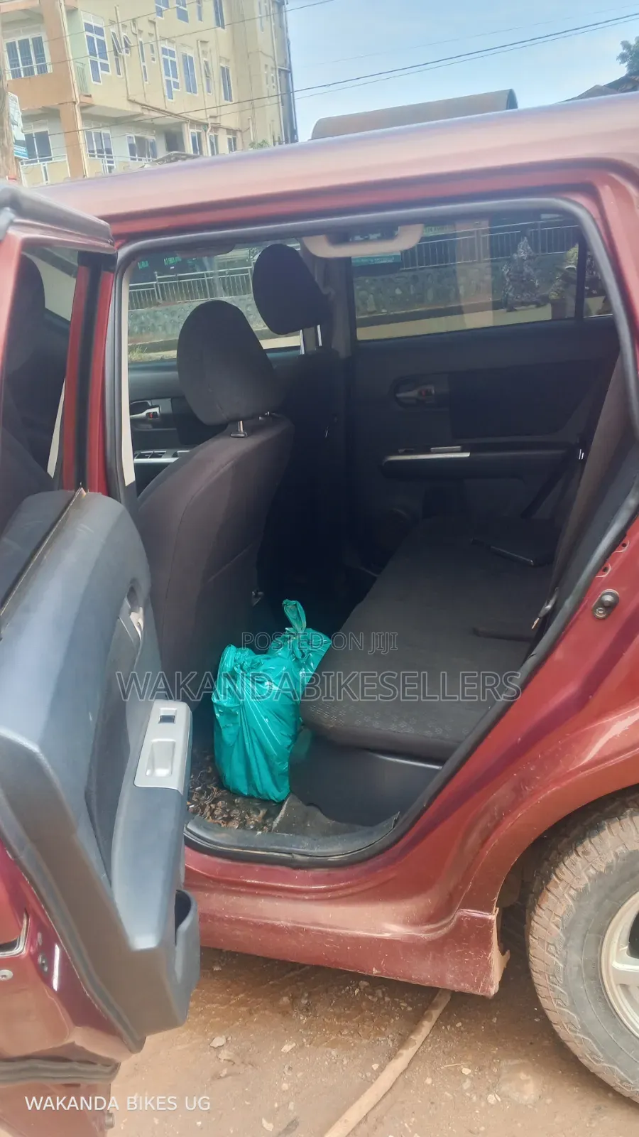 Toyota Corolla Rumion 2010 Red