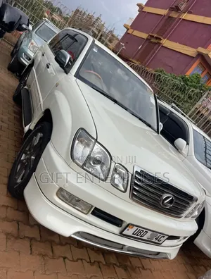 Toyota Land Cruiser Cygnus 4.7 2007 Pearl