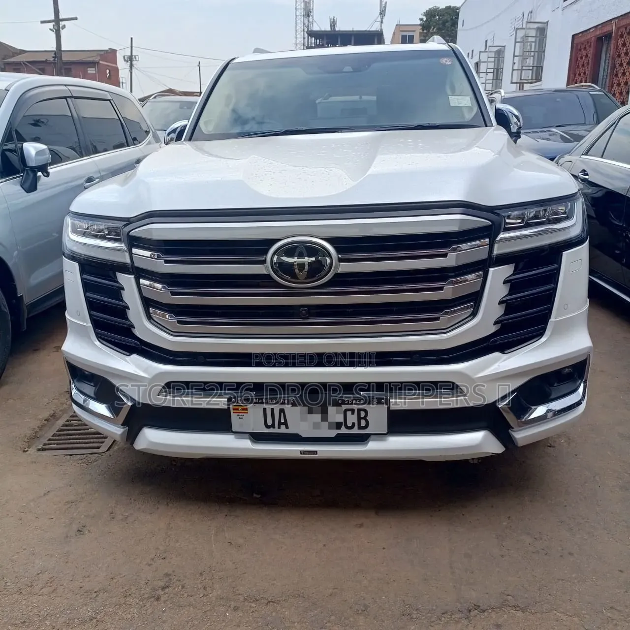 Toyota Land Cruiser LC300 2023 White