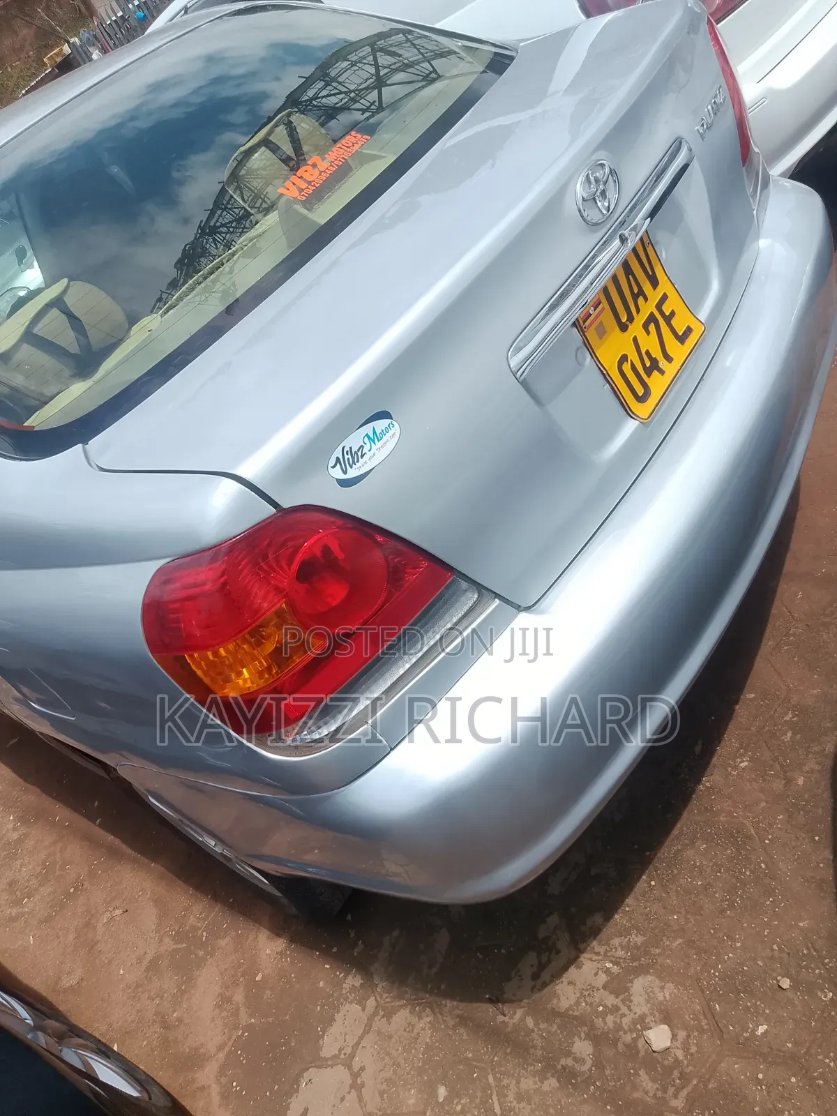 Toyota Platz 2002 Silver