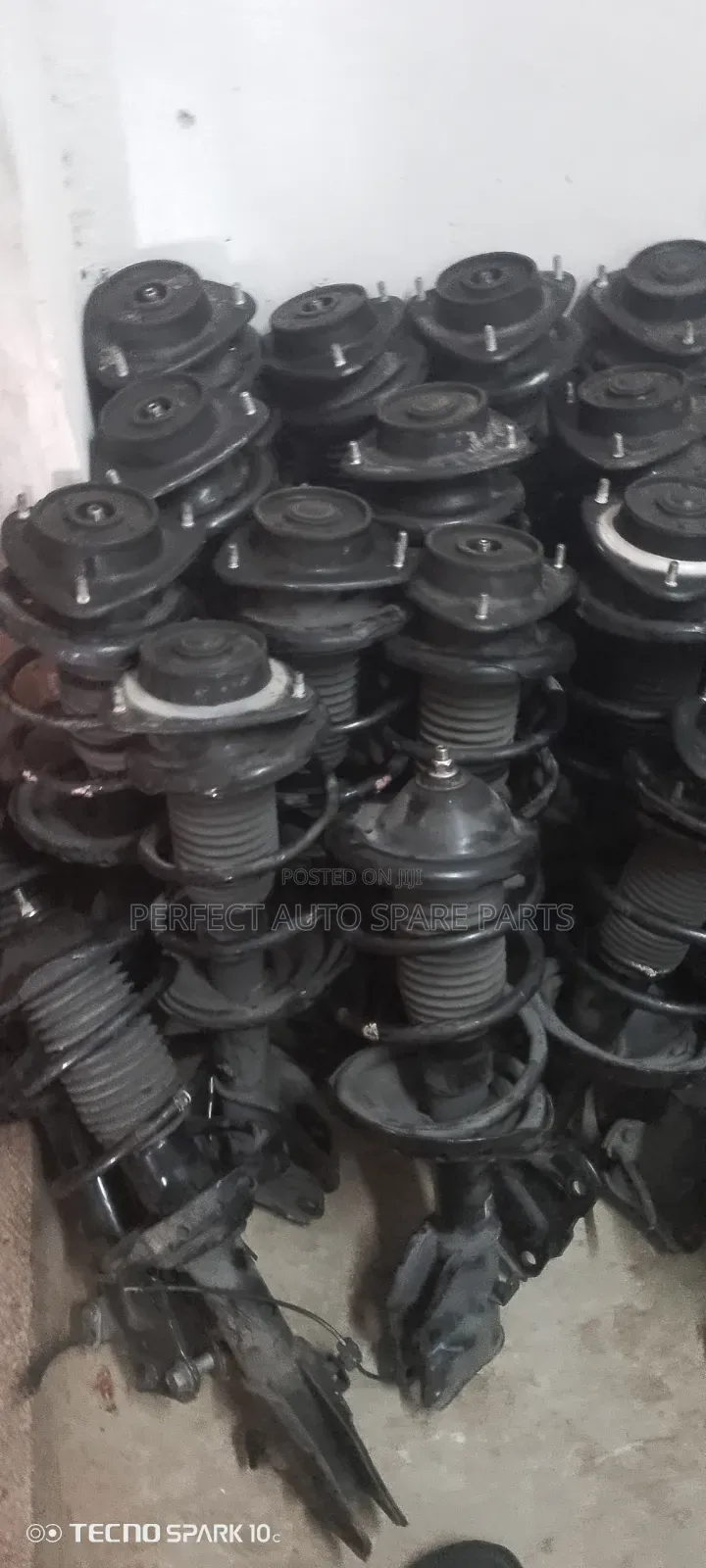 Subaru Forester Shockabsobers Original Japan in Stock
