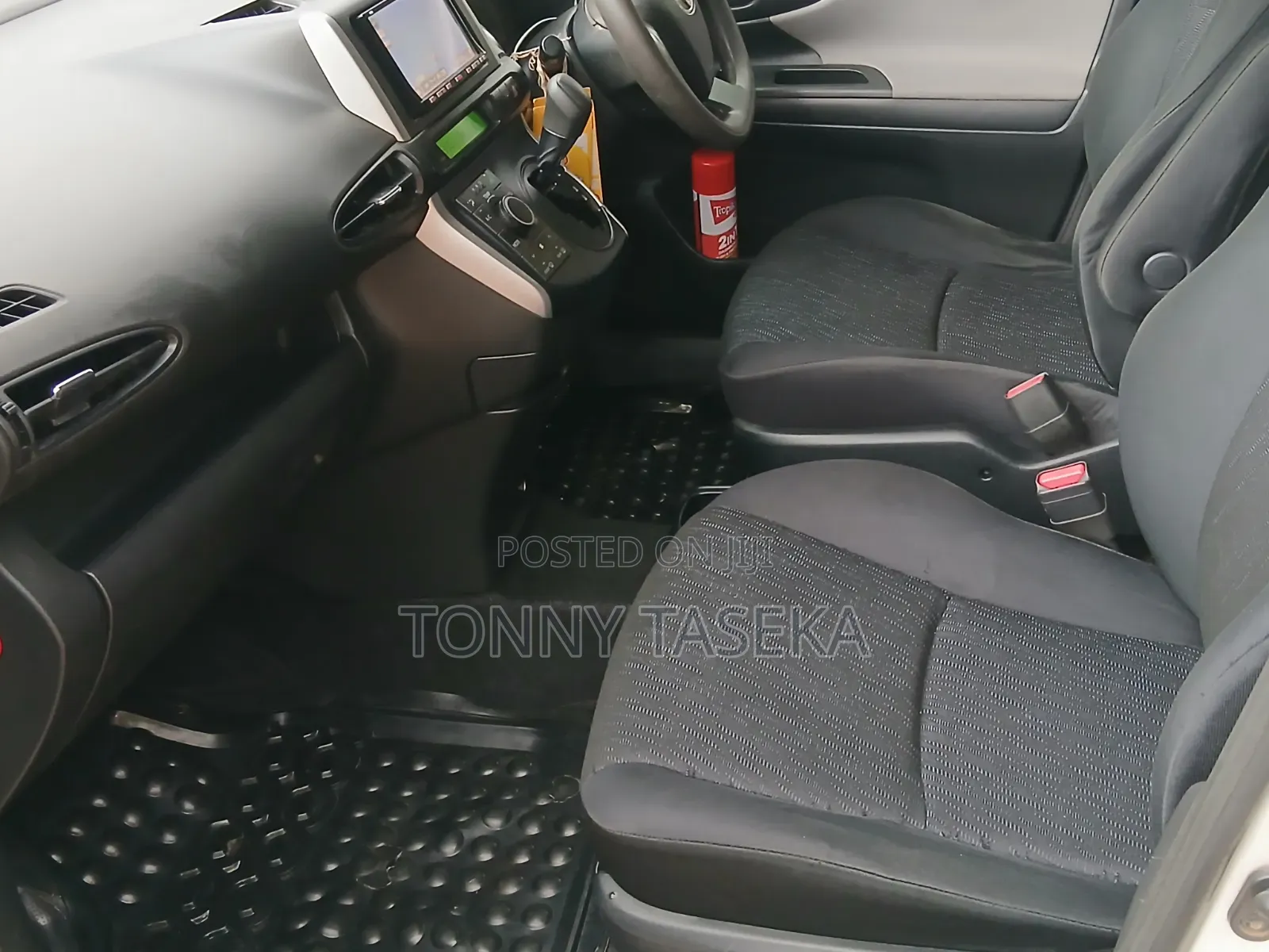 Toyota Wish 2010 White