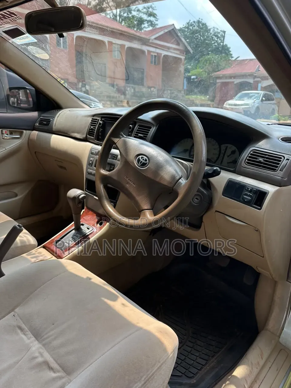 Toyota Corolla 2004 Silver