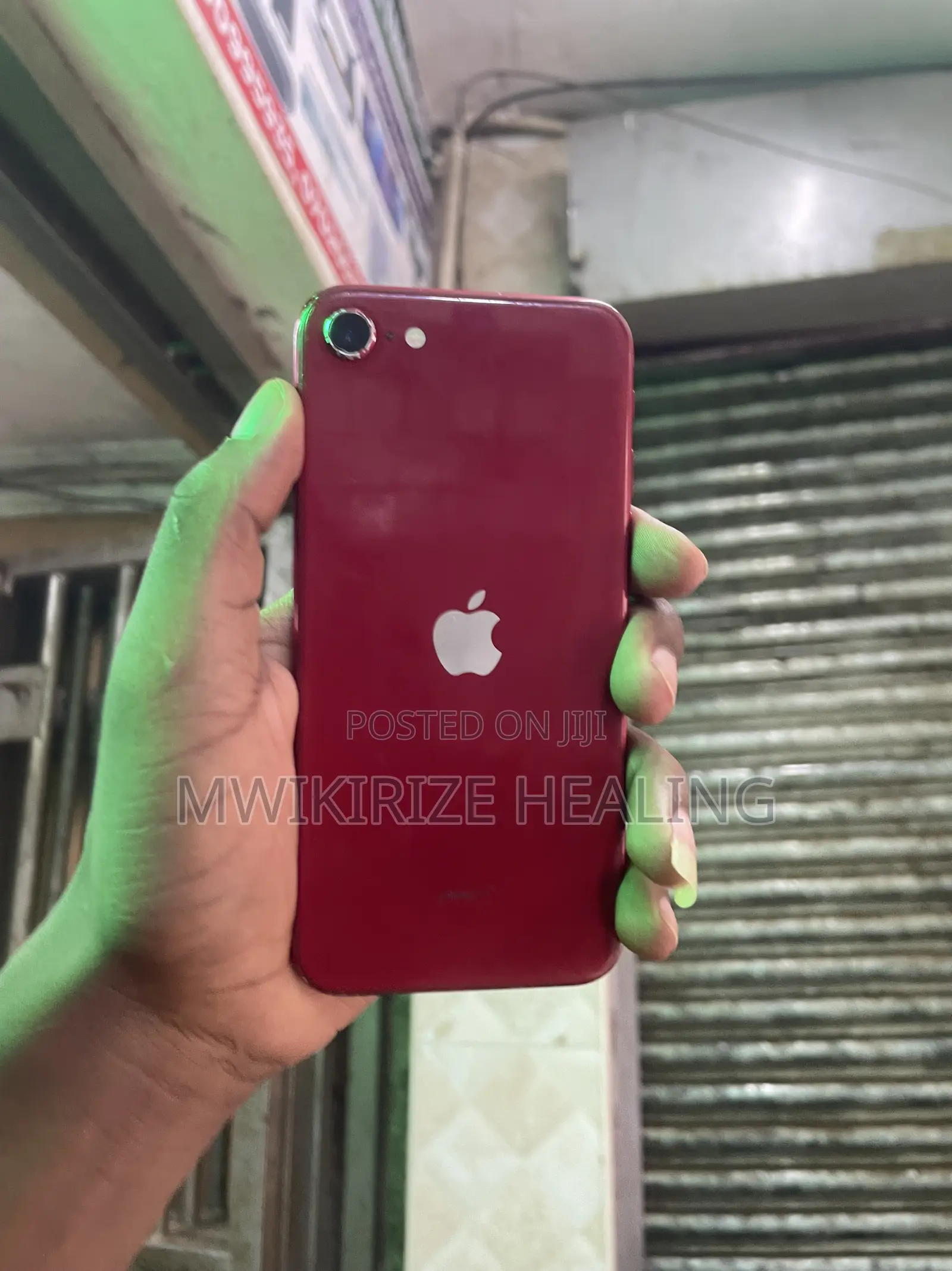 Apple iPhone 8 64 GB Red