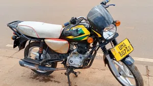 Bajaj Boxer 125 2024 Red