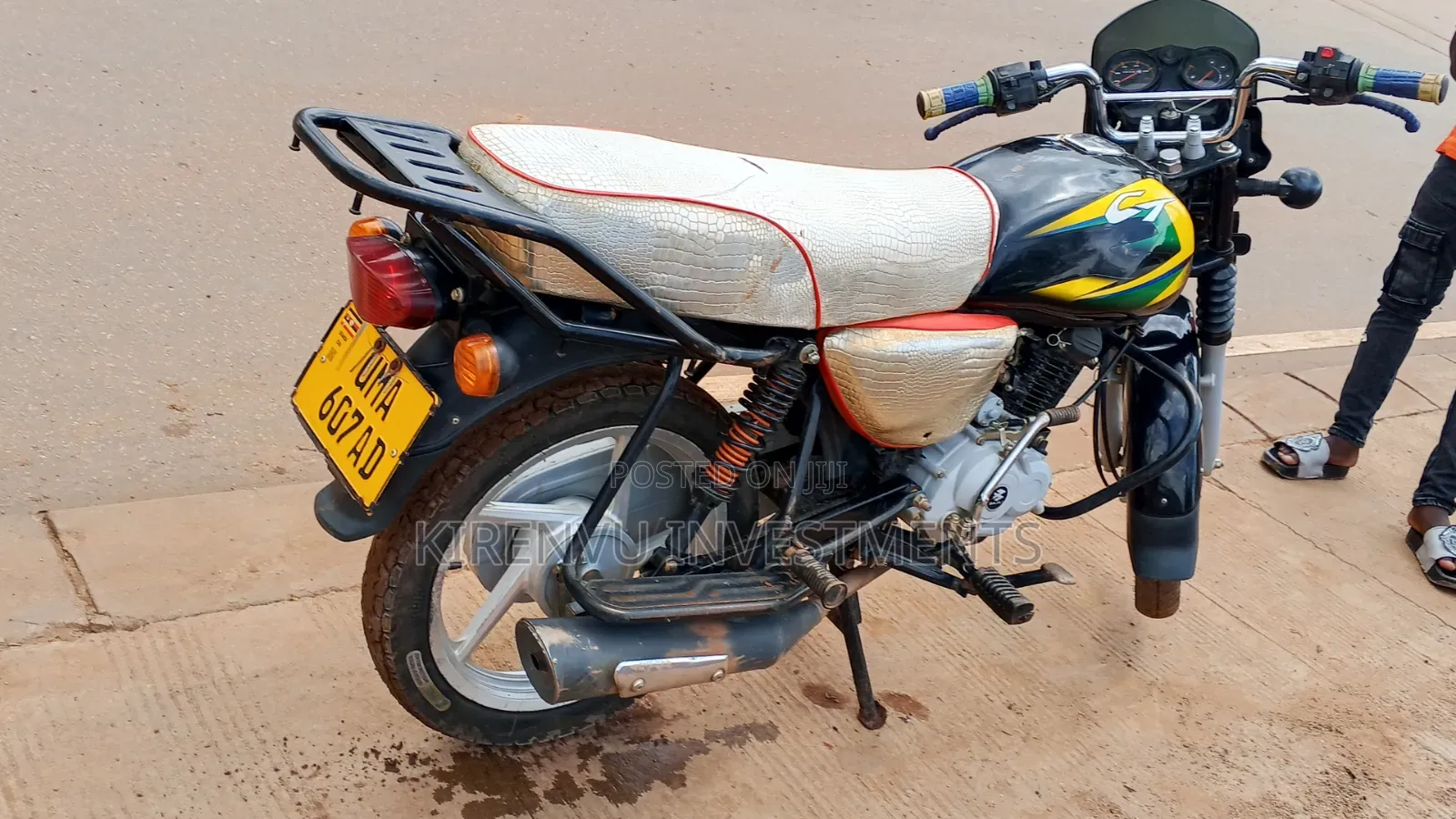 Bajaj Boxer 125 2024 Red