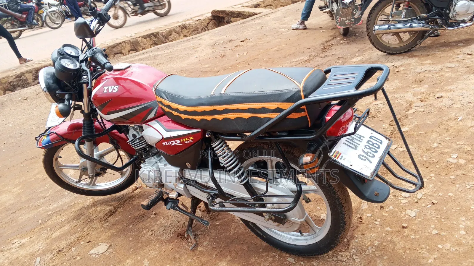 TVS HLX 125 2024 Red