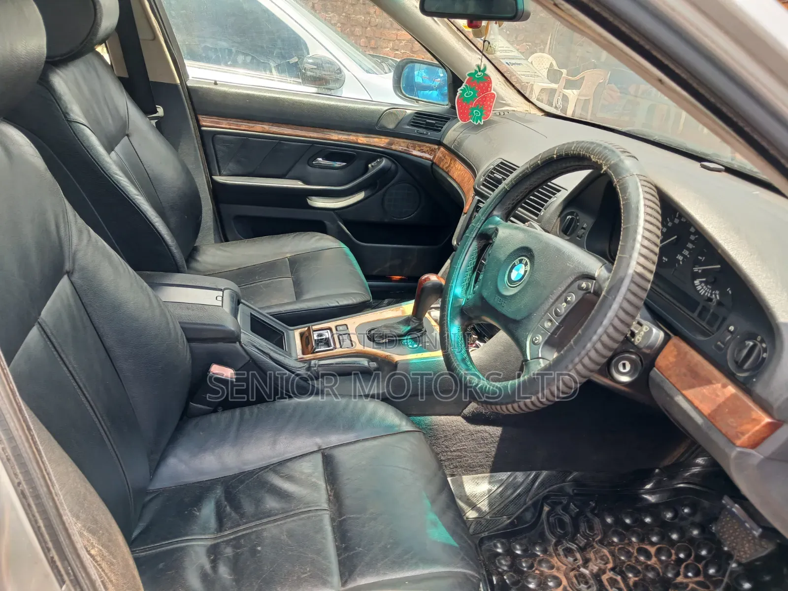 BMW 520i 2004 Silver