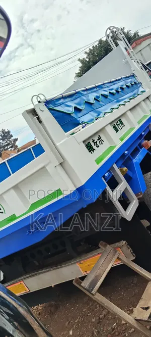 Isuzu Juston Tiper