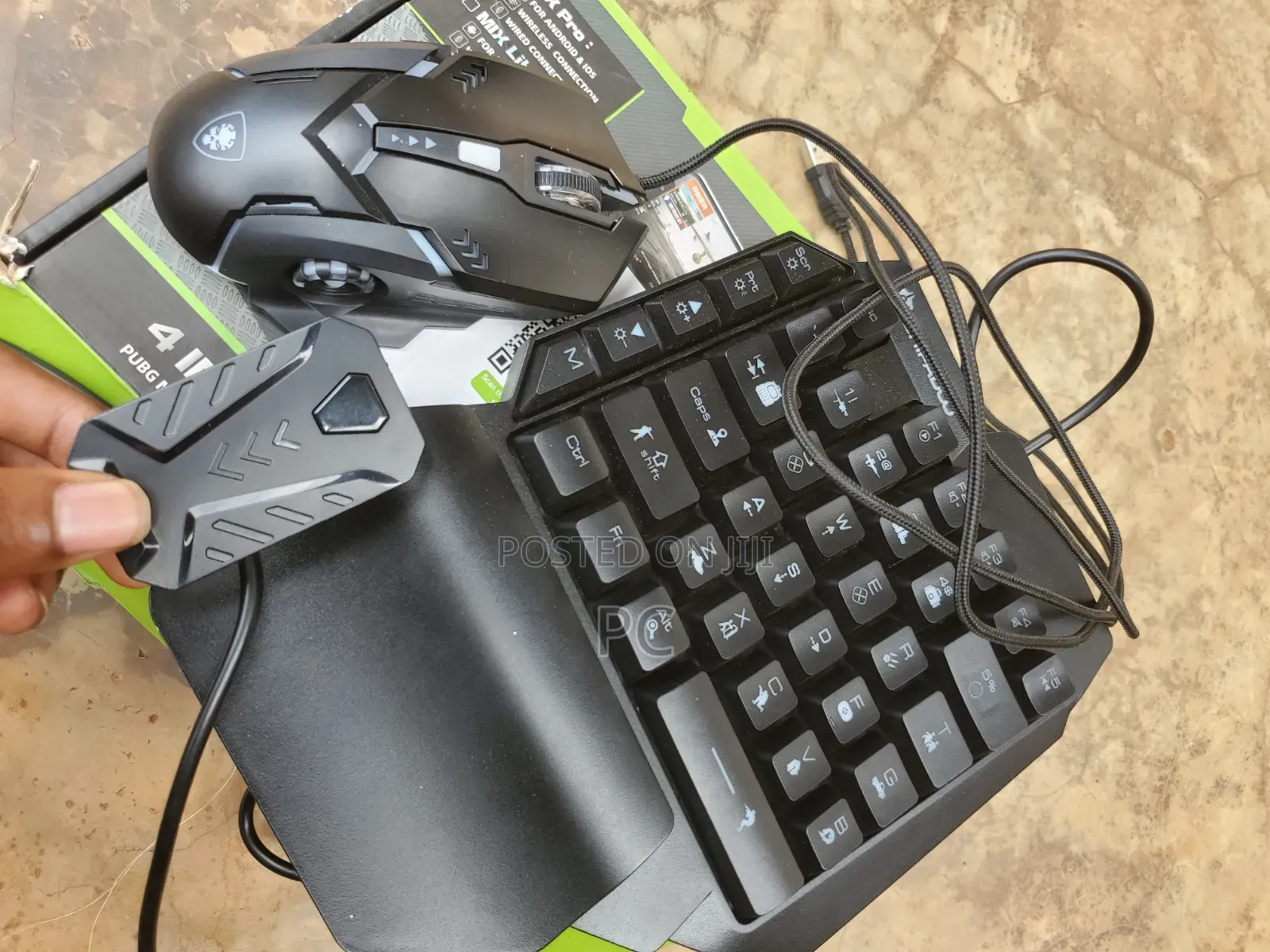 Single Hand Short Gaming Keyboard Mouse for Smart Phone PC