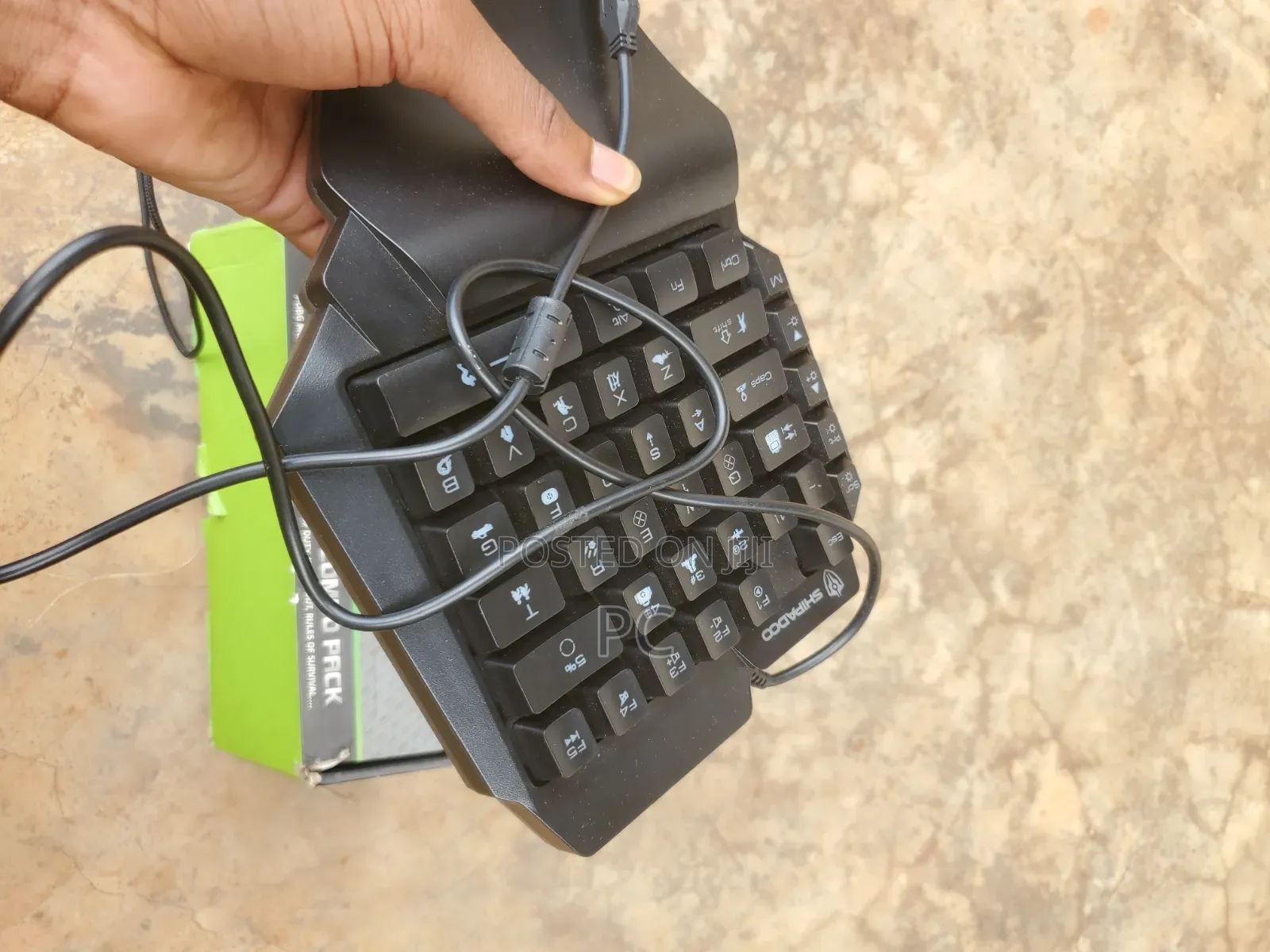 Single Hand Short Gaming Keyboard Mouse for Smart Phone PC