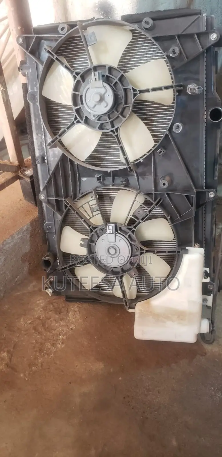 Noah 2007-2012 Radiator