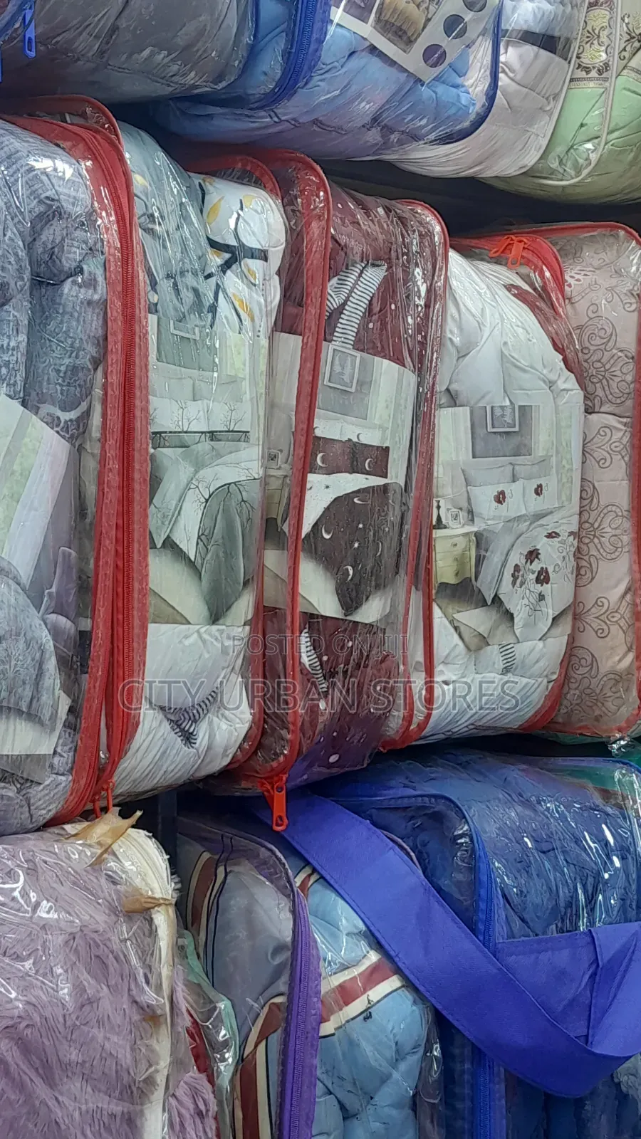 Maroon Colour 4pcs Duvets