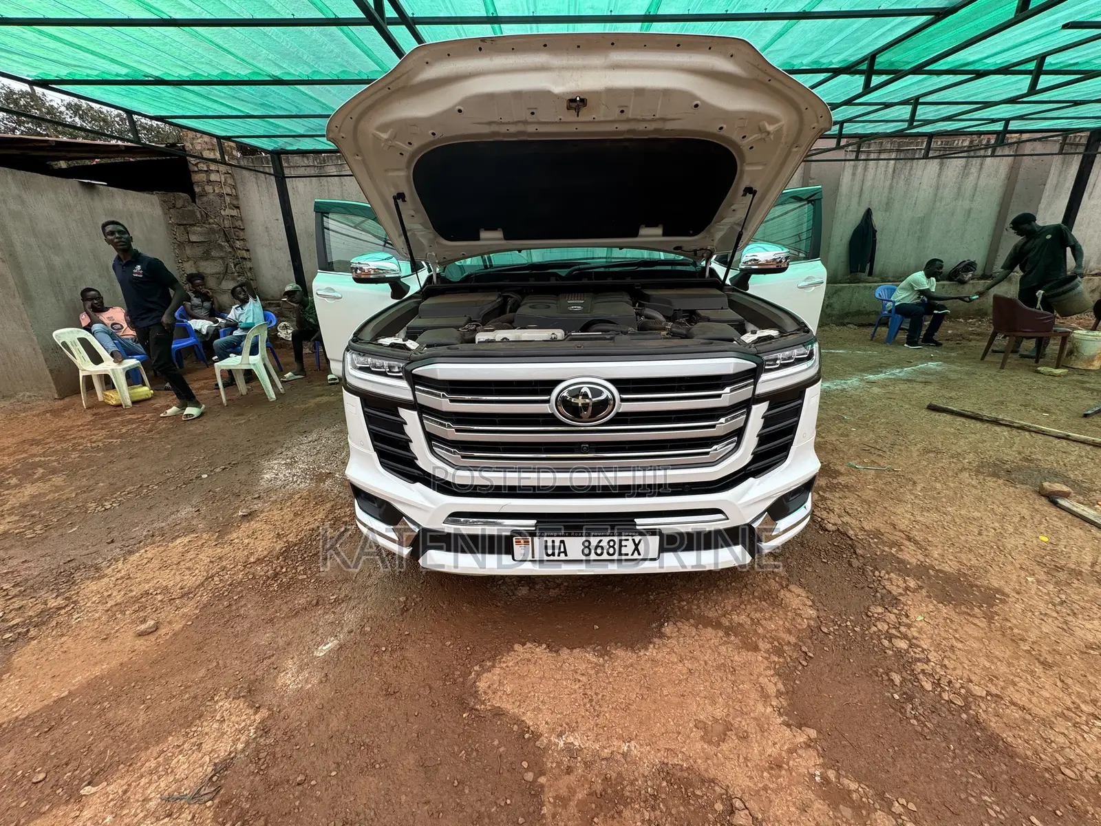 New Toyota Land Cruiser Prado 4.0 2023 White