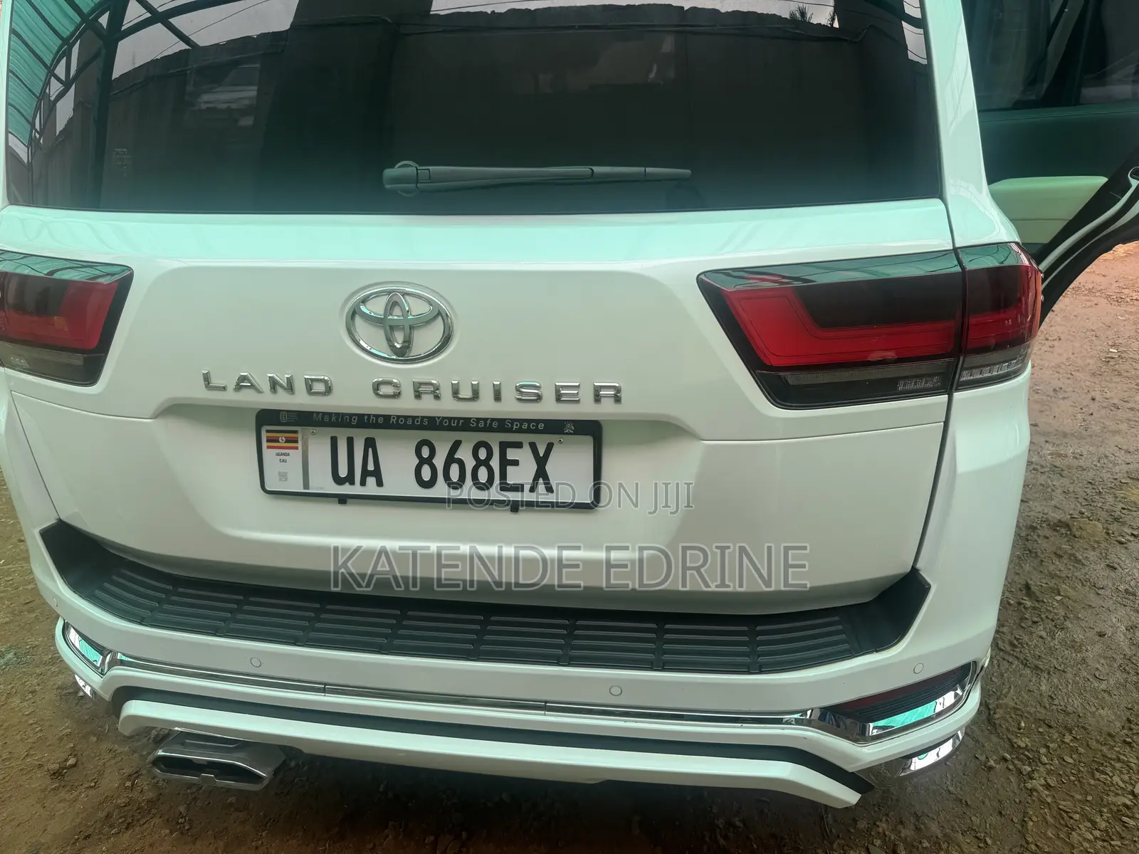 New Toyota Land Cruiser Prado 4.0 2023 White