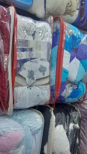 Blue White 4pcs Smooth Duvets