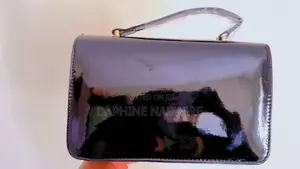 D and Y Signature Bags