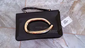 D and Y Signature Bags