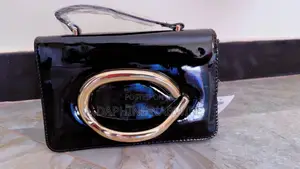 D and Y Signature Bags