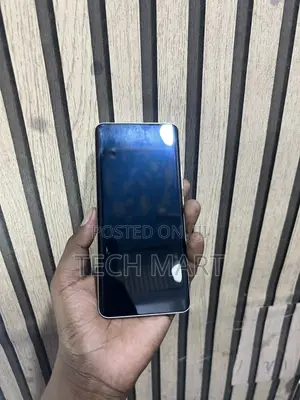Infinix Hot 70 128 GB Green