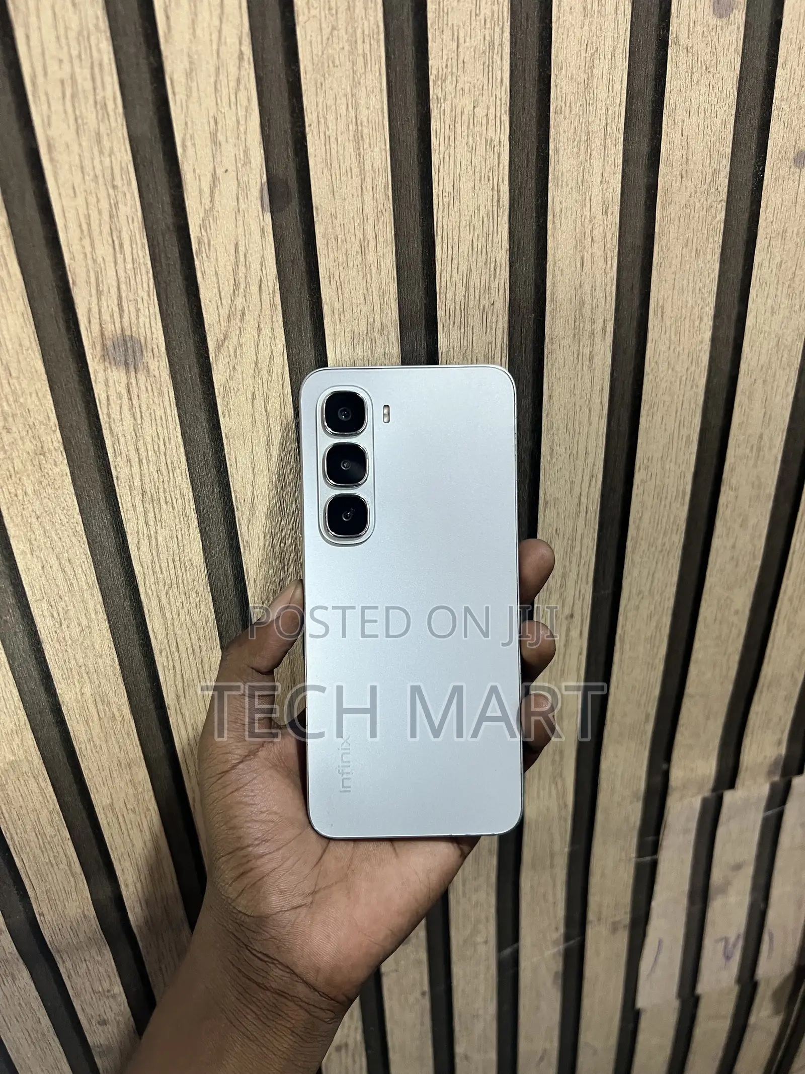 Infinix Hot 60 Pro 256 GB White