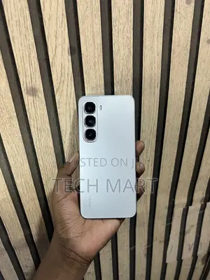 Infinix Hot 60 Pro 256 GB White