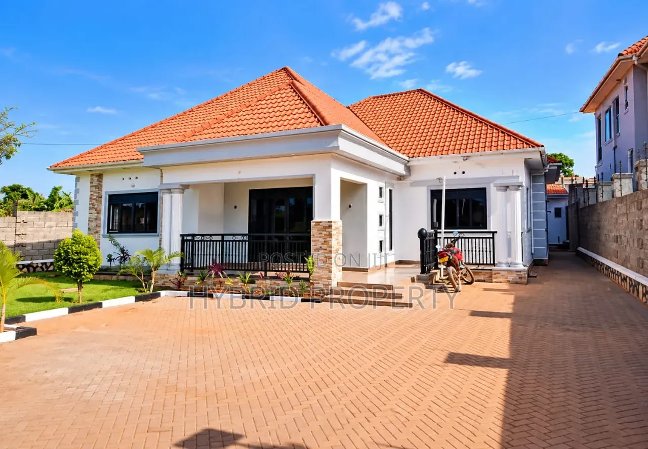 4bdrm House in Kira~Kiwologoma for sale