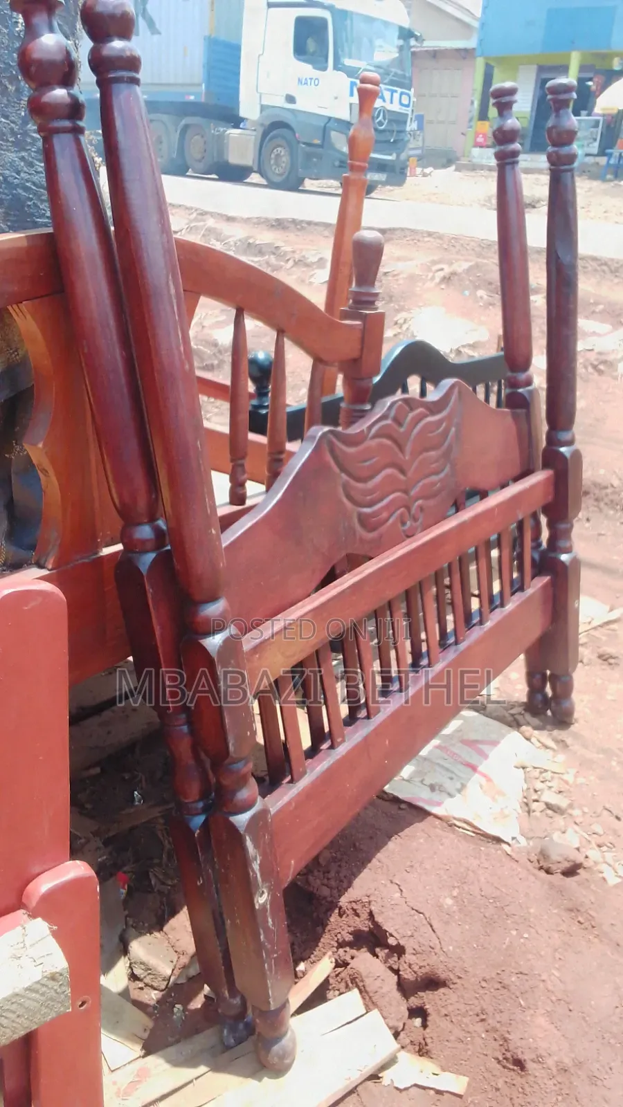 Used 4by6 Wooden Bed in Good Condition Readily Available for Sale