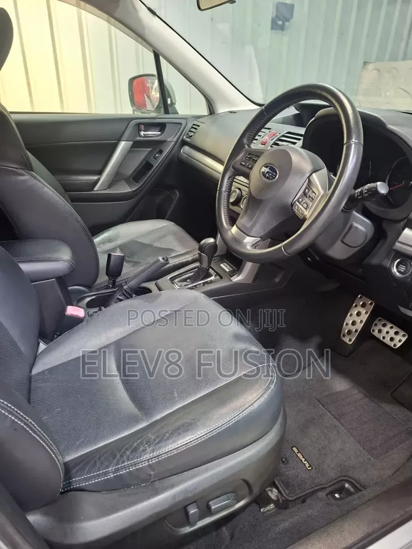 Subaru Forester 2017 Silver