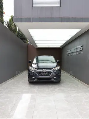 Honda Vezel 1.5 Hybrid 2WD 2015 Black